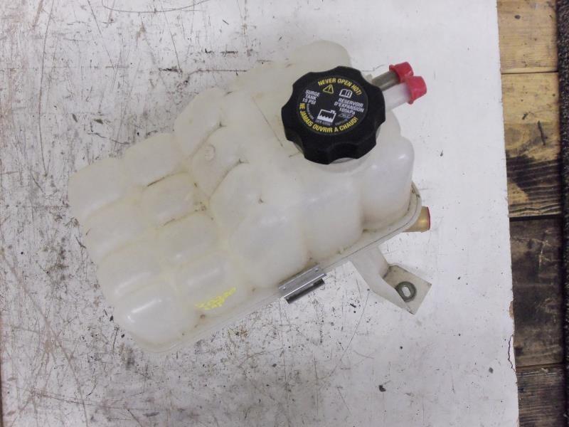 99 00 01 02 03 04 silverado 1500 coolant reservoir