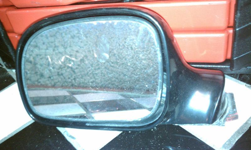 96 97 98 99 00 caravan l. side view mirror power heated