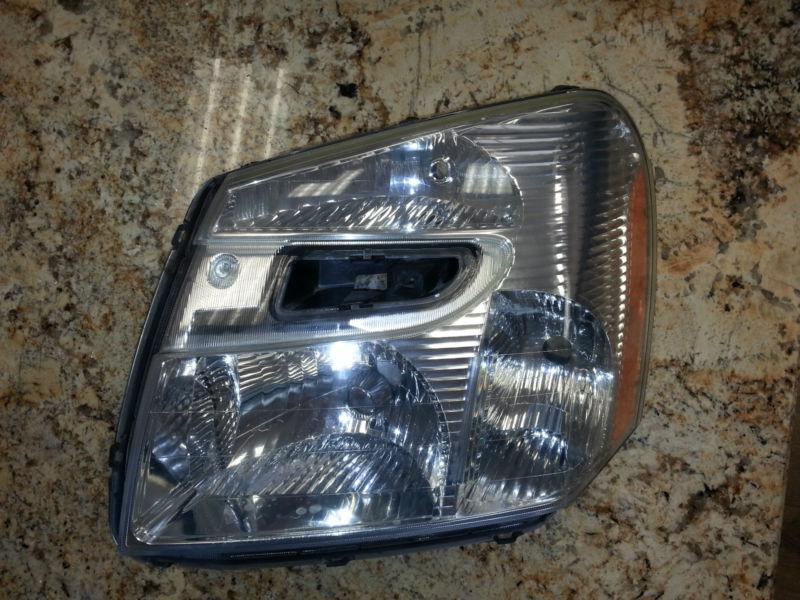 05-09 chevy equinox oem headlight headlamp left lh driver side 