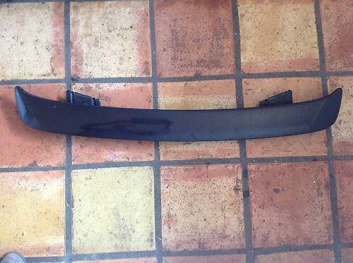 Black volkswagen jetta 1993-98 oem rear spoiler