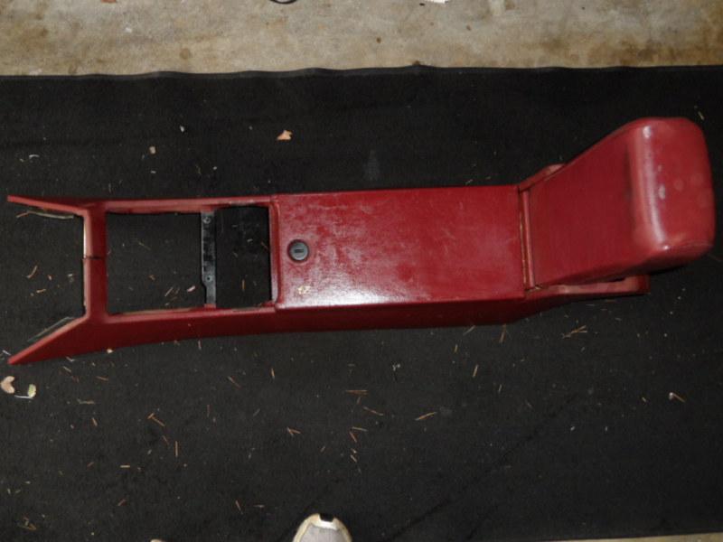 707 cadillac allante 87 88 89 90 91 92 burgandy center console with glove box hh