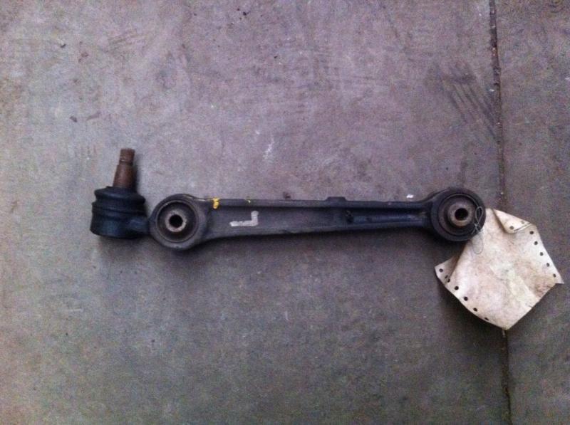 95 96 97 98 99 00 sebring left/driver lower control front lateral straight