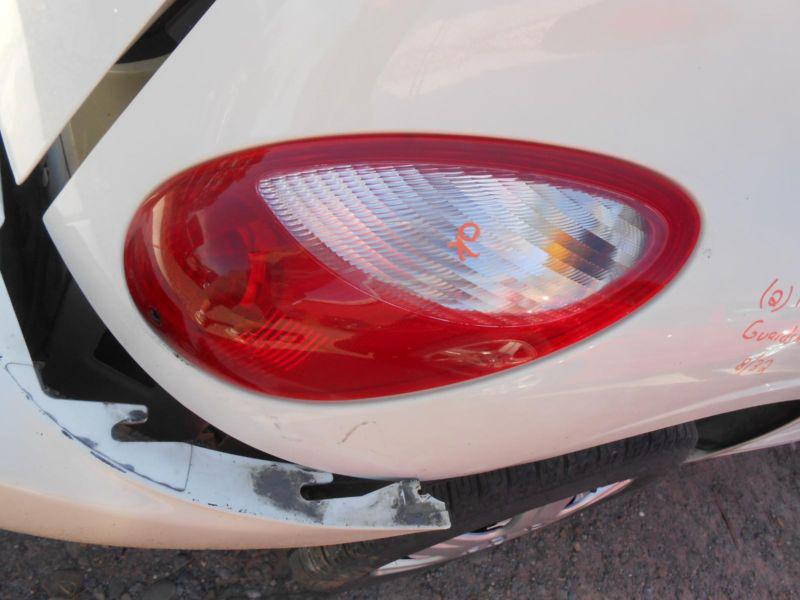 Chrysler pt cruiser r taillight r. 06 07 08 09 10