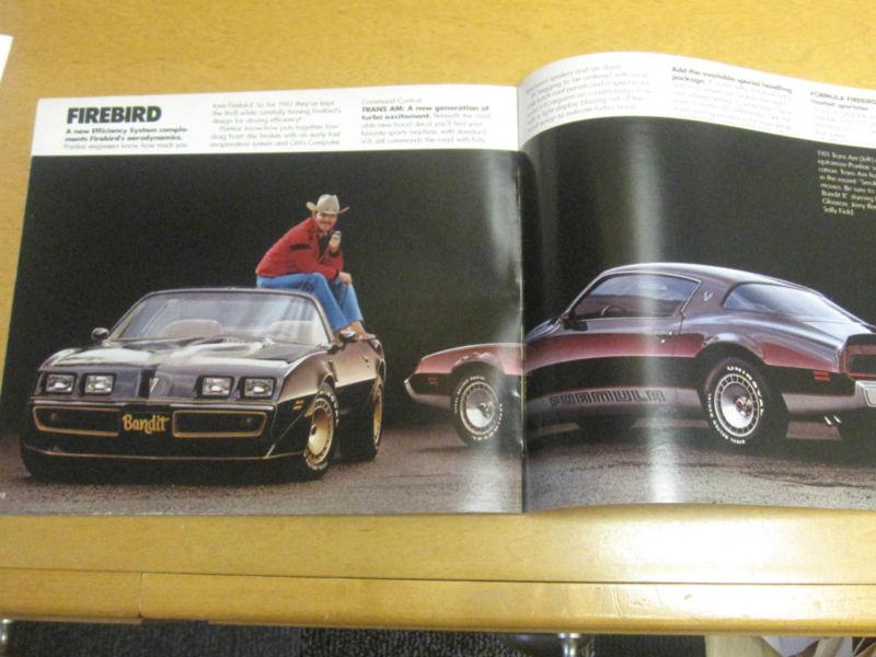 1981 pontiac dealer brochure smokey & the bandit edition trans am formula 