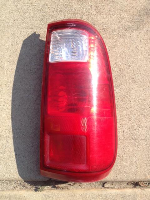 Oem 2008-2013 ford f250 f350 f450 f550 f650 right tail light