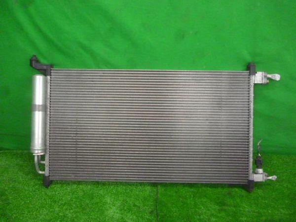 Nissan note 2006 condenser [0260600]