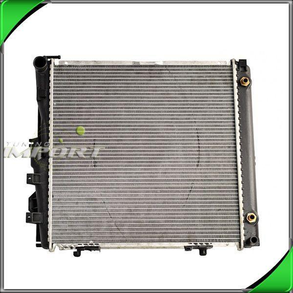 New radiator assembly unit 1987-1989 mercedes 260e 1986-1993 300ce/te 94-95 e320