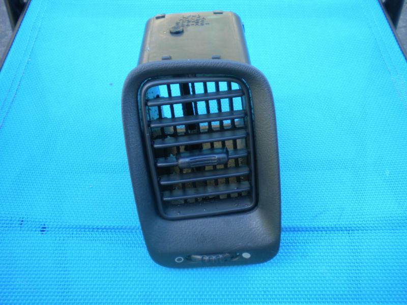 98 99 00 01 02 honda accord oem r passenger side dash air ac vent 