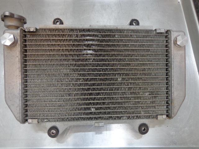 Yfz 450 radiator w/ billet plugs bb 3 plugs