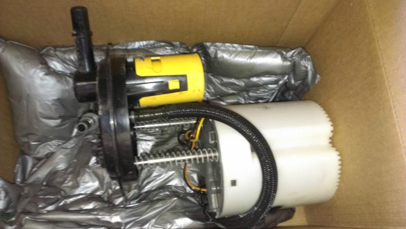 Fuel pump for gmc acadia, buick enclave, chevy traverse, saturn outlook