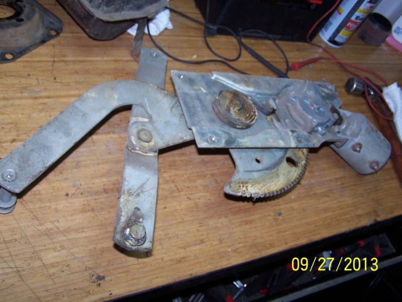 1957 chrysler imperial left front door window regulator - power