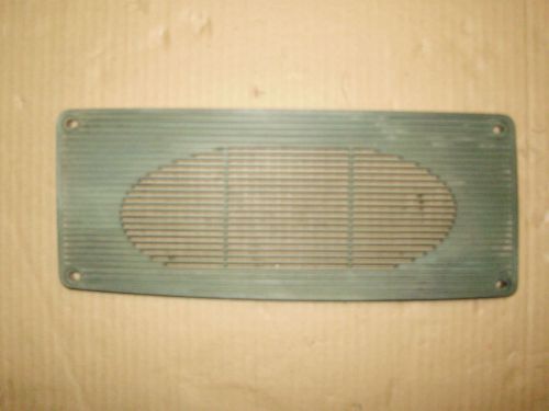 Original 1970-74 e-body speaker cover in vg to ec