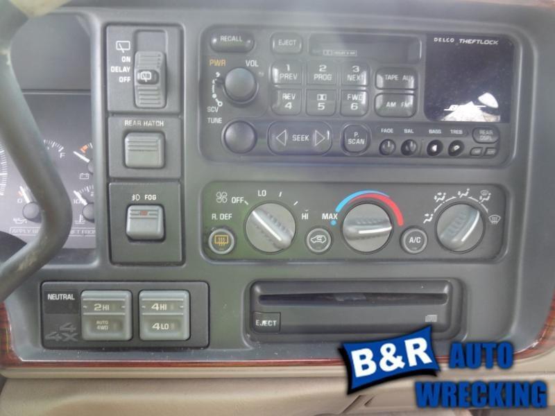 Radio/stereo for 99 00 cadillac escalade ~