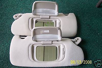 99-dodge- caravan-voyager- sun visors w/lighted mirrors