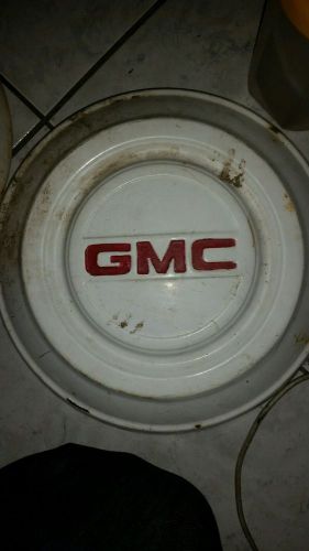 67-68 gmc hubcaps 1/2 tons