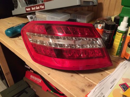 2011 mercedes e350 rear left side brake light