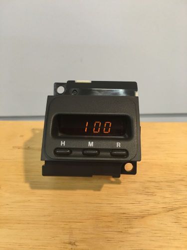 Oem honda dashboard digital clock, 1997-01 crv