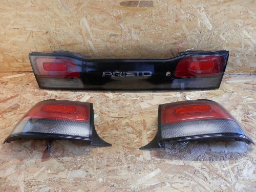 Jdm toyota lexus aristo jzs147 gs300 gs400 tail light with garnish factory oem