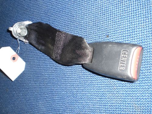 05 06 07 subaru impreza wrx middle center rear seat belt buckle latch clip oem