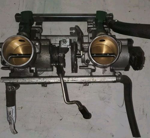 2010 arctic cat m8 throttle bodies with fuel injectors and tps oil pump shaft