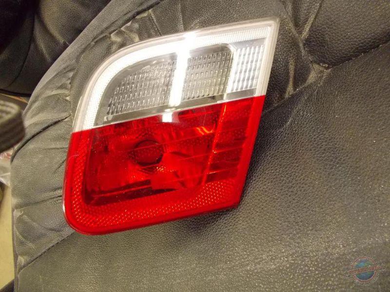 Taillight bmw m3 1106048 01 02 03 assy rght lid