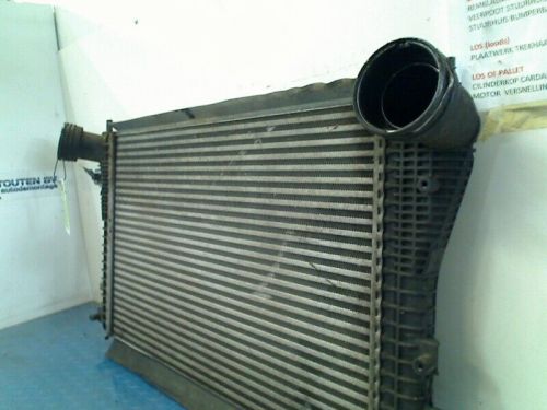 2005 volkswagen passat (3c2) sedan 1.9 tdi (bkc) radiator radiator-