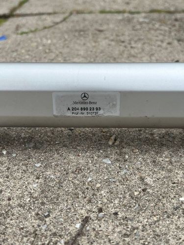 Genuine oem mercedes benz roof rack bases model no: a 2048902393 glk-class