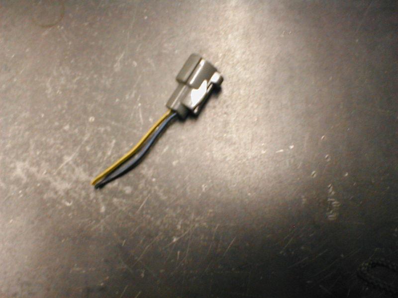 1994-2001 acura integra idle control valve iacv valve plug pigtail plug