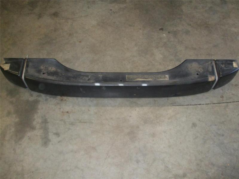 '98-2005 pontiac grand am front bumper reinforcement / rebar oem 22652359