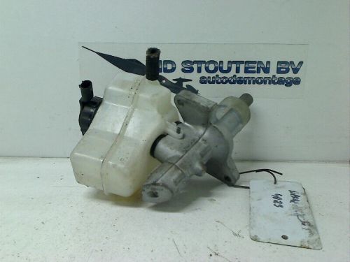 2011 bmw x1 (e84) suv xdrive 20d 2.0 16v (n47-d20c) master cylinder 350886541-