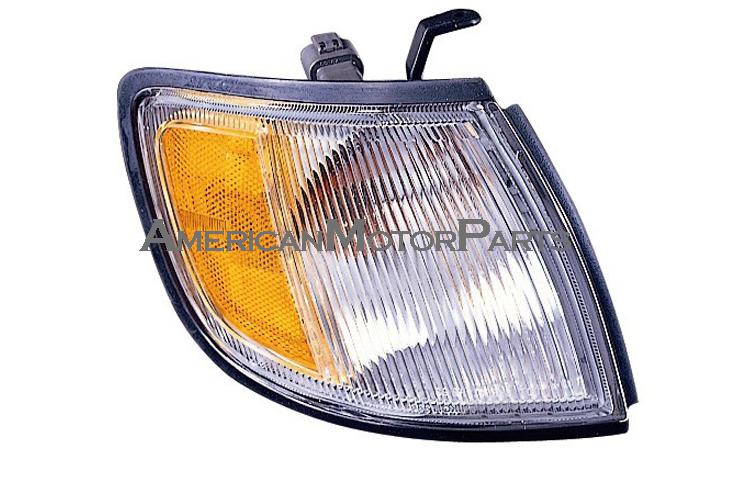 Passenger side replacement park turn signal corner light 96-97 infiniti i30