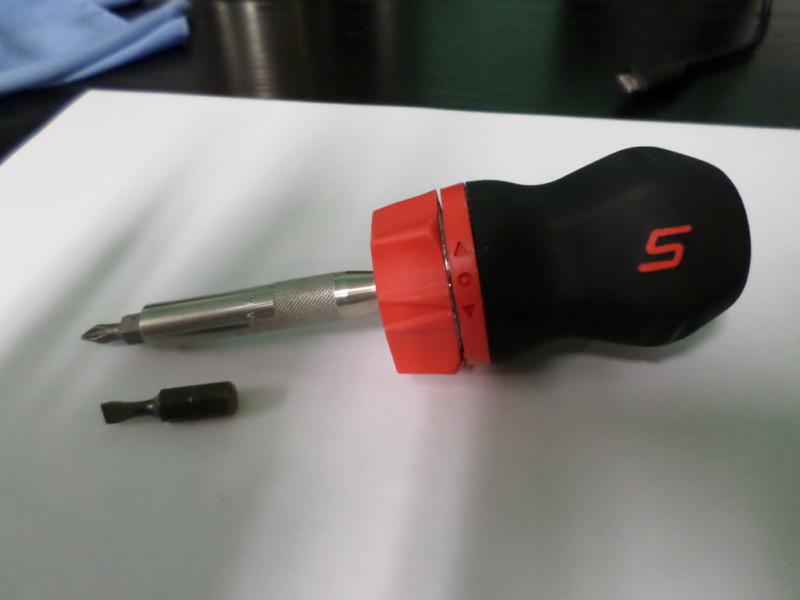 Snap on tools red stubby ratcheting screwdriver excellent 1/4 shank snap on 