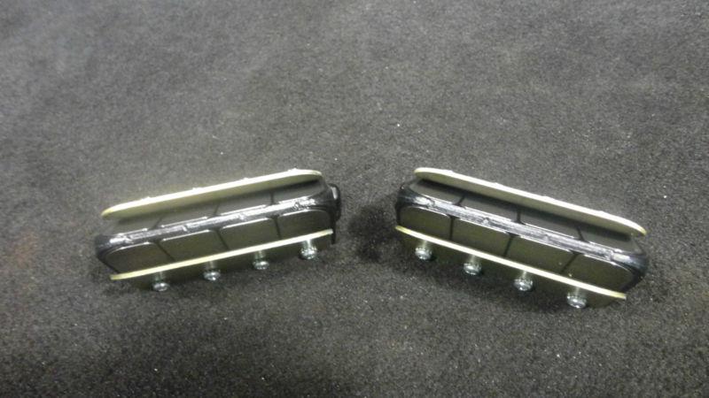 2 reed boxes #437591 #0437591 johnson/evinrude 1997-2006 75/175hp boat #1(563