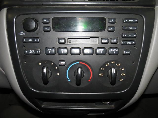 2001 ford taurus radio trim dash bezel 2522237