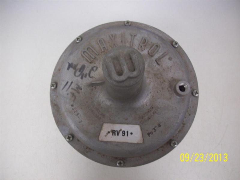 Maxitrol rv91 2 x 2 straight flow gas regulator