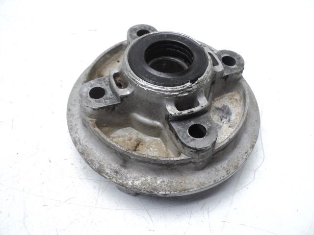 #3252 lt2 yamaha 100 rear cush drive / hub