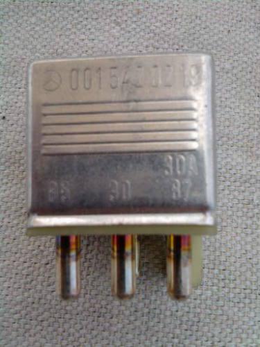 Mercedes  w124 oem relay, 5 pole terminal 0015450219 