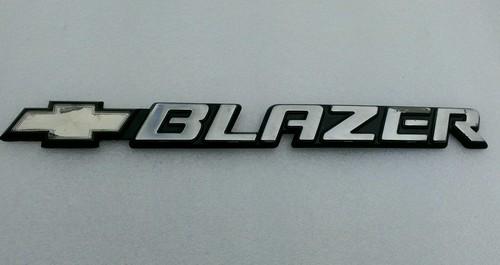 Ready to install chevrolet s10 blazer emblem nameplate badge door tailgate