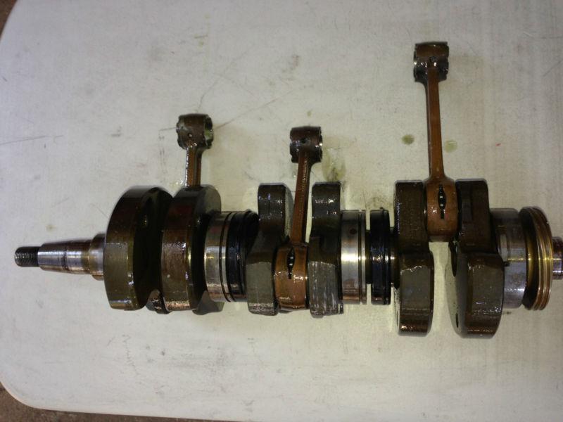 Suzuki 1985 dt75 - 85  crankshaft compl. 12200-95512 , 12200-95530 , 12200-95531