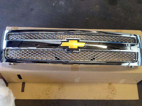 Chrome grille 2013 silverado