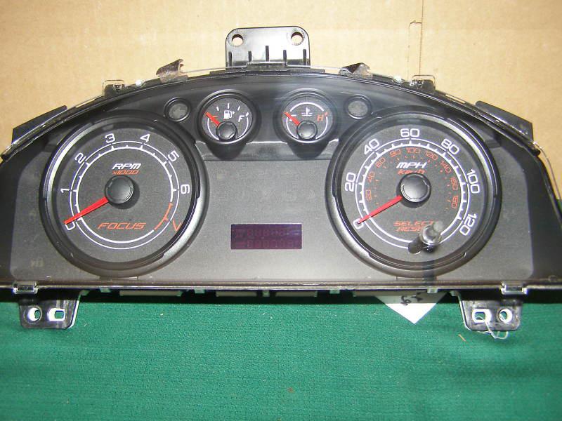 2008 ford focus speedometer cluster  10k  id 8s4t-10849-de thru dm