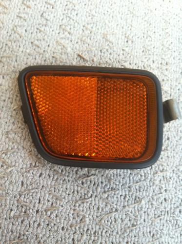 97-01 honda crv side marker reflector light lamp - rh