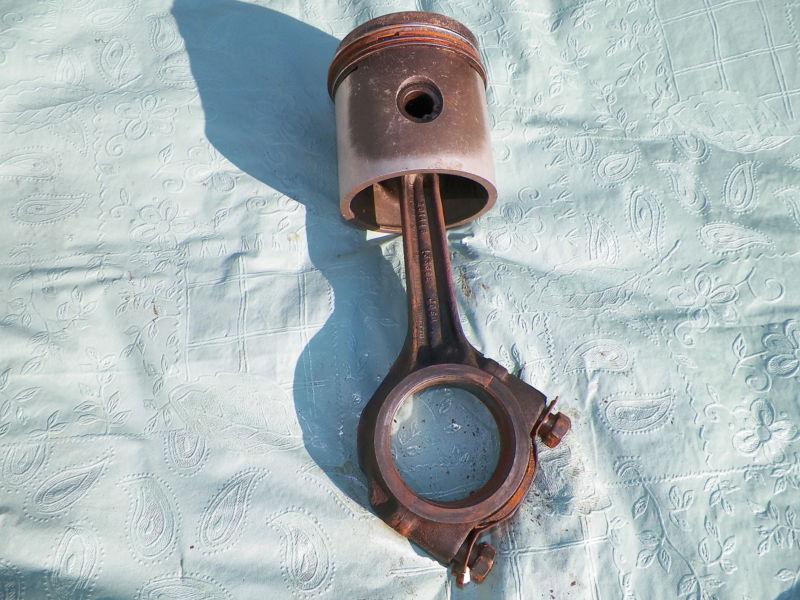 Triumph tr3 tr4 piston and connecting rod have 4 selling individually