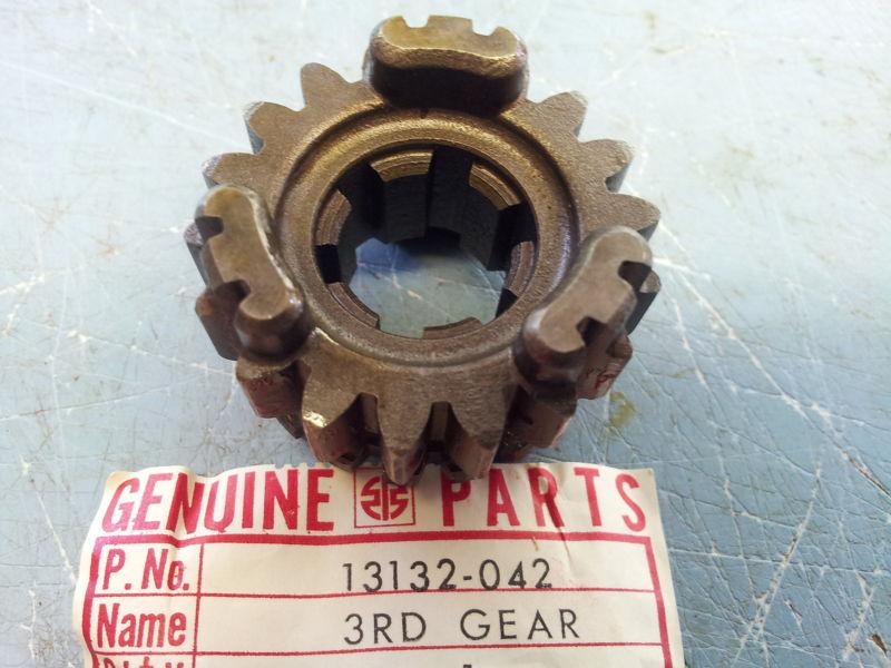 Kawasaki kt250 a 1975-1976 3rd drive gear 13132-042 nos