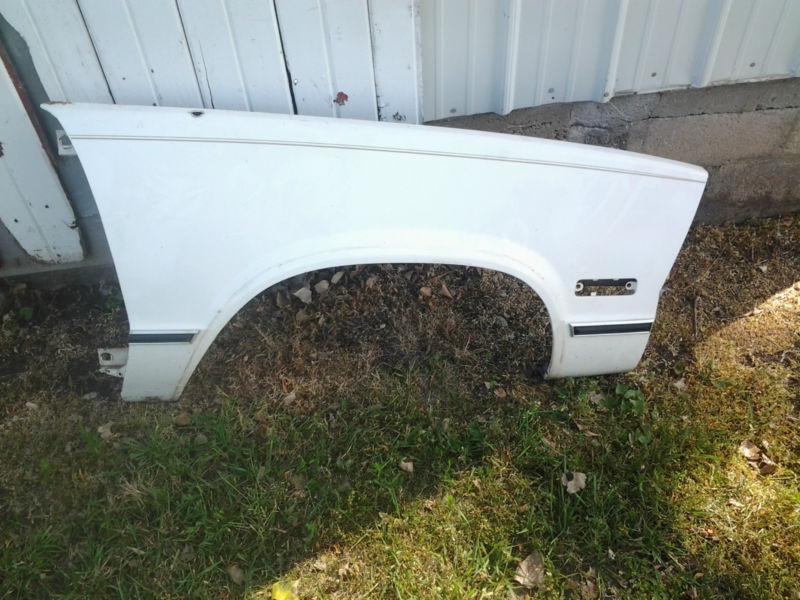 82 83 84 85 86 87 malibu el camino rh fender