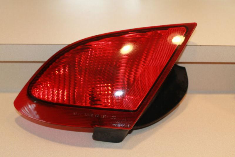 03-05 pontiac sunfire coupe driverside lh tail light brake taillight nice