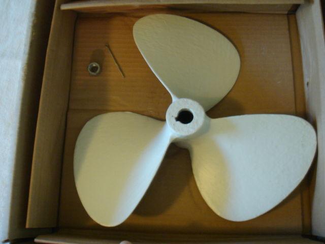 12 ½” right hand 3 blade bronze propeller