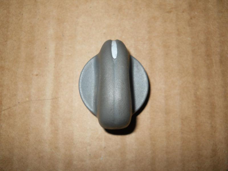 1997-2003 pontiac grand prix  1999-2005 grand am climate control knob oem gray