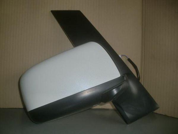 Nissan serena 2005 right side mirror assembly [9513500]