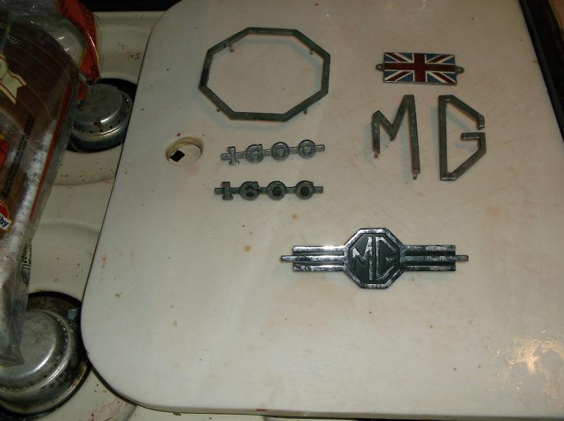 Mga 1960-1958 body emblems, original